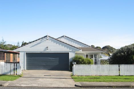 Photo of property in 13a Claymore Street, Manurewa, Auckland, 2102