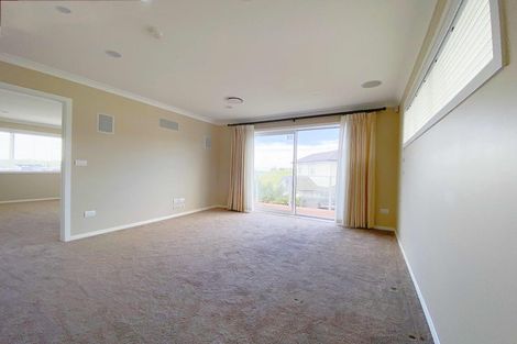 Photo of property in 31 Bounty Road, Long Bay, Auckland, 0630