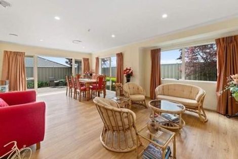 Photo of property in 38 Owhatiura Drive, Lynmore, Rotorua, 3010