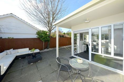Photo of property in 2/18 Palatine Terrace, Huntsbury, Christchurch, 8022