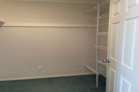 Photo of property in 3 Chapletown Drive, East Tamaki, Auckland, 2016