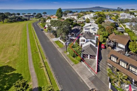 Photo of property in 2/72 Wairoa Road, Narrow Neck, Auckland, 0624