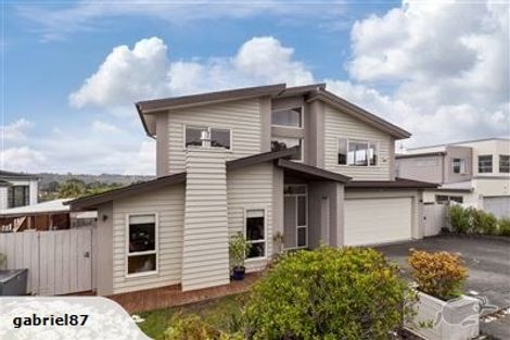 Photo of property in 12 Oak Terrace, Schnapper Rock, Auckland, 0632