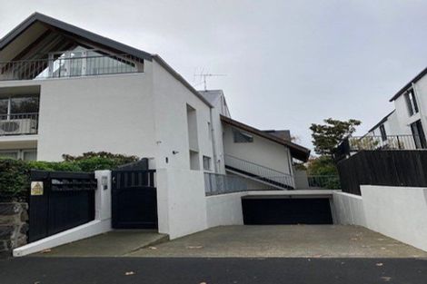 Photo of property in 8/32 Cranmer Square, Christchurch Central, Christchurch, 8013