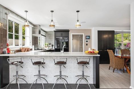 Photo of property in 96 Glandovey Road, Fendalton, Christchurch, 8052