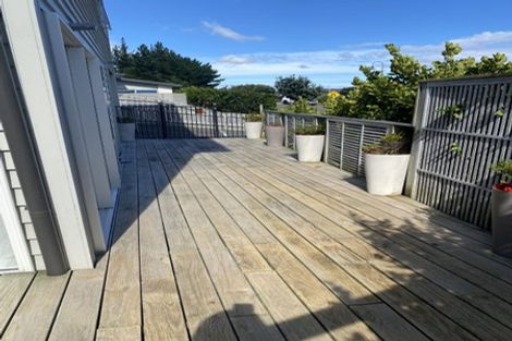 Photo of property in 17 Pacific View, Whitby, Porirua, 5024