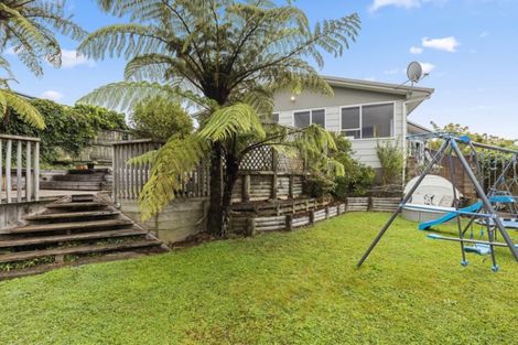 Photo of property in 28 Clapham Grove, Stokes Valley, Lower Hutt, 5019