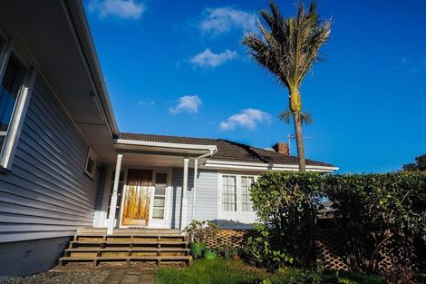 Photo of property in 56 Nile Road, Milford, Auckland, 0620