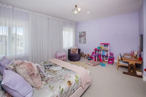 Photo of property in 93 Carlton Mill Road, Merivale, Christchurch, 8014