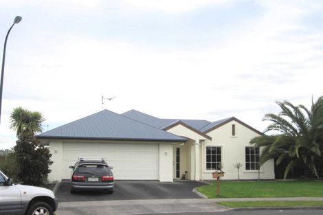 Photo of property in 17 Maidstone Place, Rototuna North, Hamilton, 3210