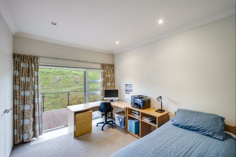 Photo of property in 12 Rochfort Road, Havelock North, 4130