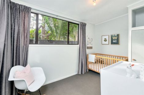 Photo of property in 48 Sylvan Crescent, Te Atatu South, Auckland, 0610