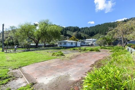 Photo of property in 26-28 Ruahine Street, Paraparaumu, 5032