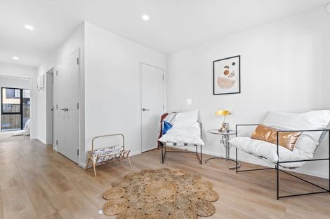 Photo of property in 9 Dotterel Place, Westgate, Auckland, 0614