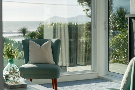 Photo of property in 77 The Parade, Paekakariki, 5034