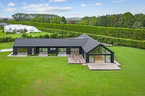 Photo of property in 261 Point Wells Road, Point Wells, 0986