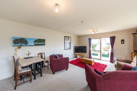 Photo of property in 986 Tremaine Avenue, Roslyn, Palmerston North, 4414