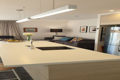 Photo of property in 4/275 Kilmore Street, Christchurch Central, Christchurch, 8011