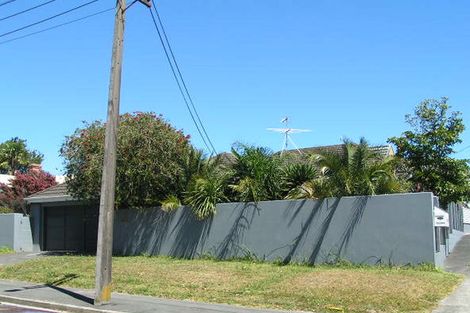 Photo of property in 10a Church Street, Northcote Point, Auckland, 0627