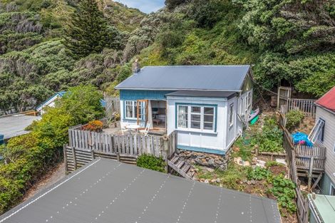 Photo of property in 27 Ocean Parade, Pukerua Bay, 5026