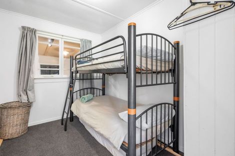 Photo of property in 2a Finch Street, One Tree Point, 0118