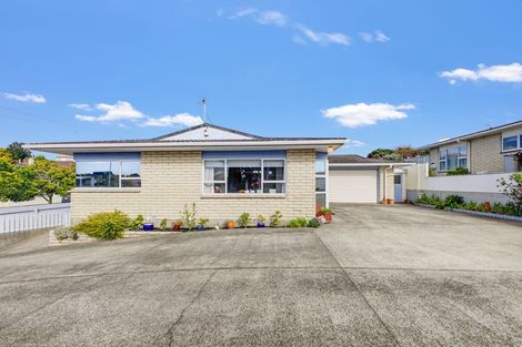 Photo of property in 66 Tukapa Street, Westown, New Plymouth, 4310