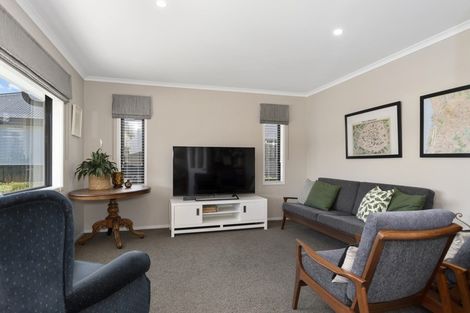 Photo of property in 7 Vantage Place, Omokoroa, 3114