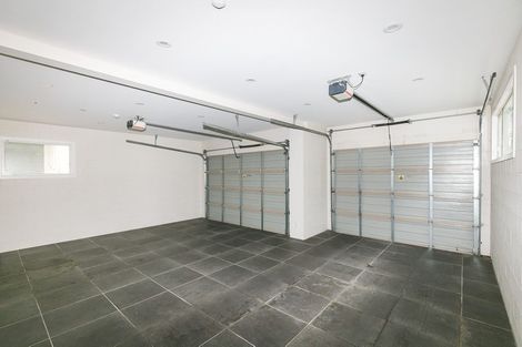 Photo of property in 12a Glenmore Street, Thorndon, Wellington, 6011