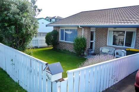 Photo of property in 2/63 Main Road, Titahi Bay, Porirua, 5022