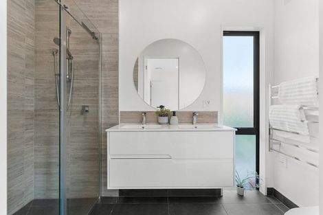 Photo of property in 4 Tussle Grove, Halswell, Christchurch, 8025