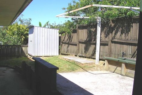 Photo of property in 15 Sabot Place, Massey, Auckland, 0614