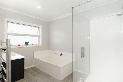 Photo of property in 11 Te Wiremu Lane, Otaki, 5512