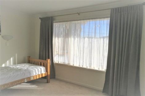Photo of property in 2/31 Mountbatten Avenue, Hillcrest, Auckland, 0627