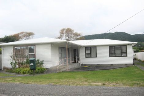 Photo of property in 156 Tilley Road, Paekakariki, 5034