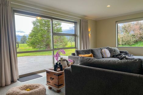 Photo of property in 224 Cook Flat Road, Fox Glacier, 7886