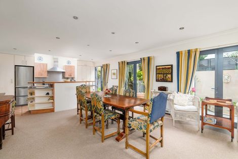 Photo of property in 56 Hawkesbury Avenue, St Albans, Christchurch, 8014