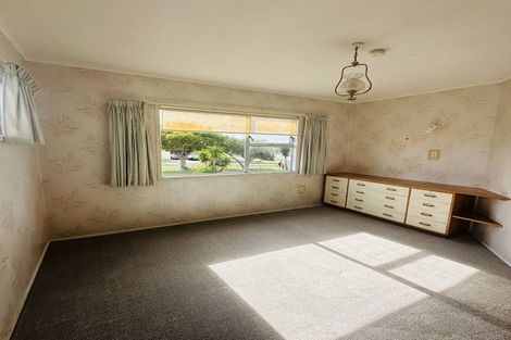 Photo of property in 17 Toroa Street, Torbay, Auckland, 0630