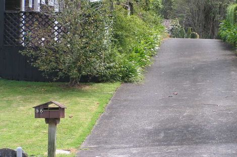 Photo of property in 35 Jacaranda Avenue, Beach Haven, Auckland, 0626