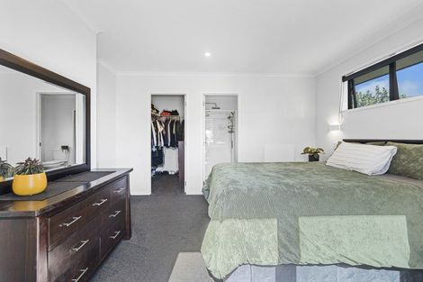 Photo of property in 5 Cessna Lane, Glen Avon, New Plymouth, 4312