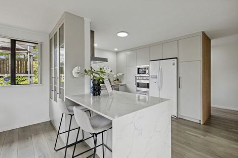 Photo of property in 35 Jadewynn Drive, Massey, Auckland, 0614