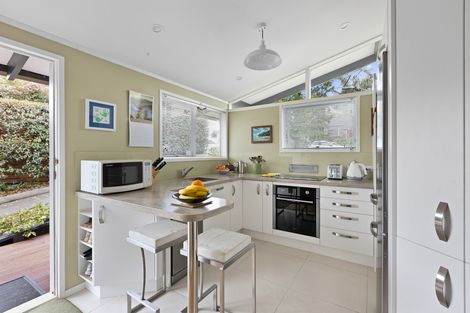 Photo of property in 19a Lidcombe Place, Avondale, Auckland, 1026