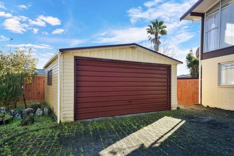 Photo of property in 26 Ewbank Place, Manurewa, Auckland, 2102
