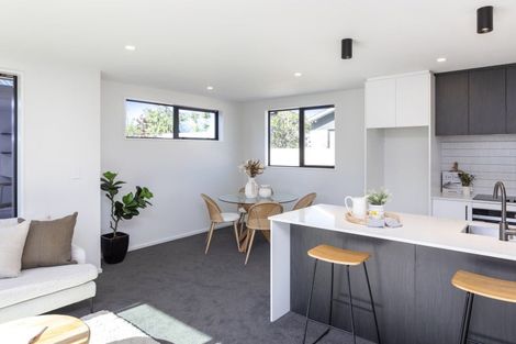 Photo of property in 2/47 Sturrocks Road, Redwood, Christchurch, 8051