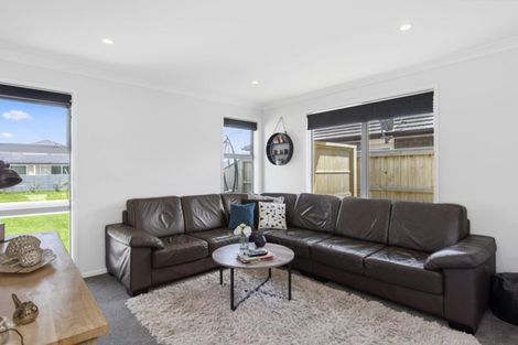 Photo of property in 41 Te Kio Crescent, Papamoa Beach, Papamoa, 3118