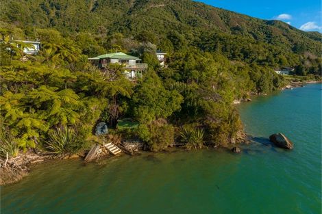 Photo of property in 2 Belvue Bay Road, Havelock, Picton, 7281