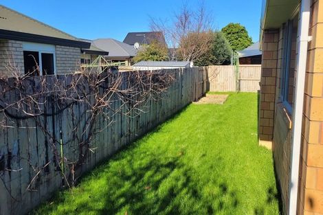 Photo of property in 11 Mckenzie Place, Rototuna North, Hamilton, 3210