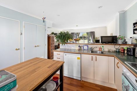 Photo of property in Tuscany Way, 19/3 Ambrico Place, New Lynn, Auckland, 0600