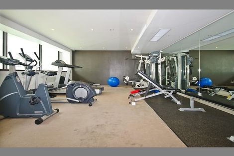 Photo of property in Halsey Apartments At Lighter Quay, 412/77 Halsey Street, Auckland Central, Auckland, 1010