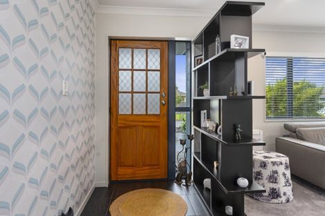 Photo of property in 35 Elmbridge Place, Owhata, Rotorua, 3010