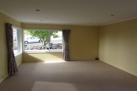 Photo of property in 1/36 Whiting Grove, West Harbour, Auckland, 0618